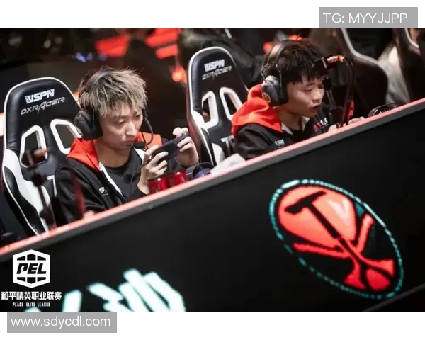 V5战队在精英赛积分榜上以92分稳居第一位置展现强大实力实时新闻